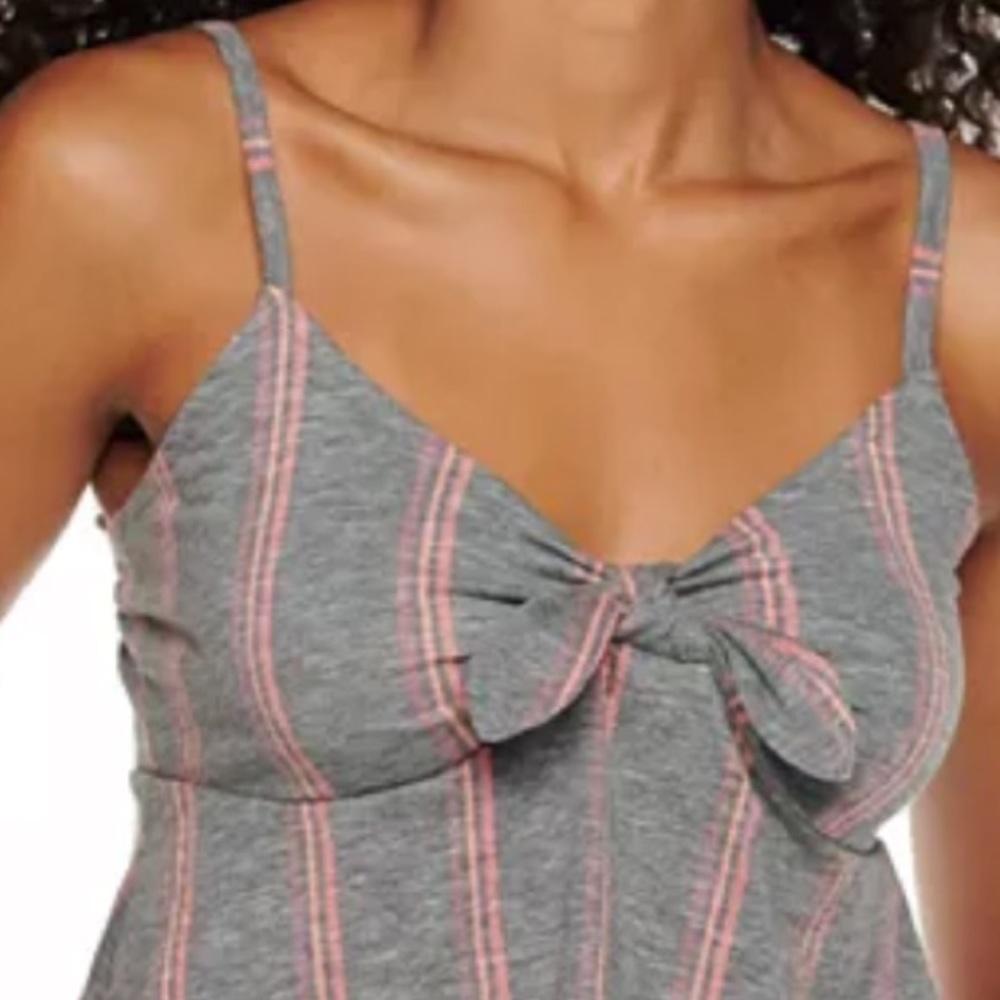 MUDD CROP TOP BOW FRONT GRAY STRIPES PINK SZ M